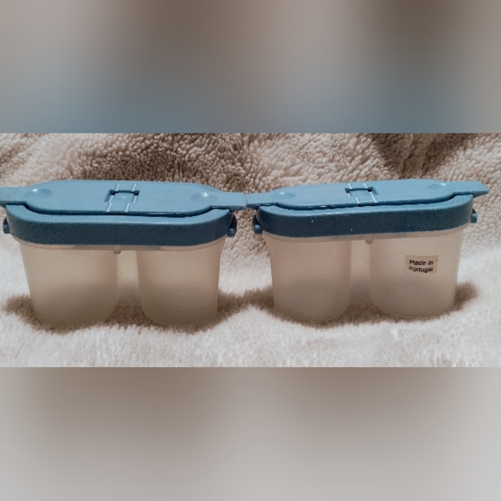 Tupperware Salad Dressing Sauce OVP 2253 Duo Picnic Top Blue Teal x2